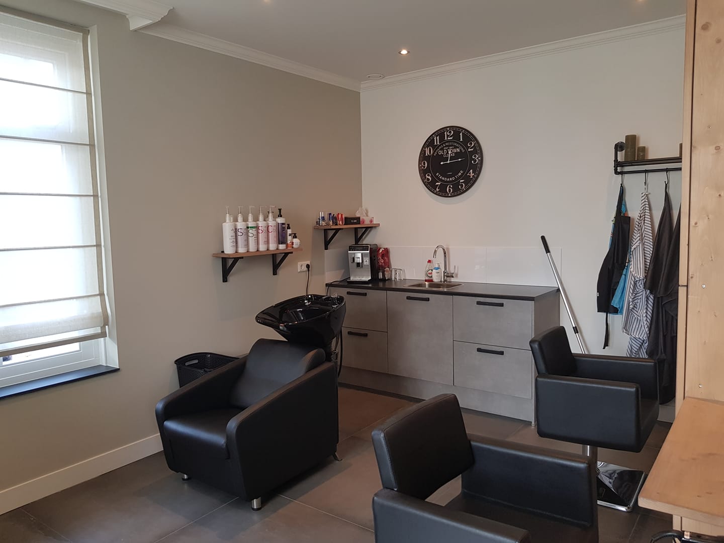 Hairlounge binnenkant